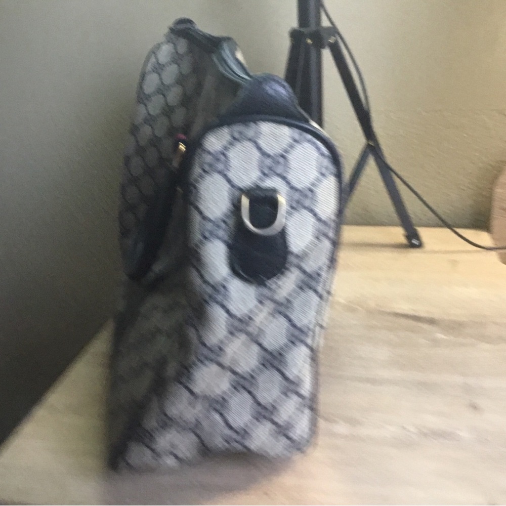 Gucci tote - Picture 2 of 8